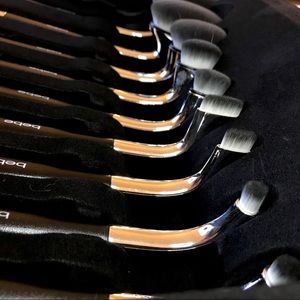 bebe Oval Makeup Brushes